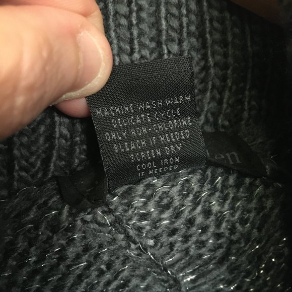 Steve Madden Grey Asymmetrical Cowl Neck Poncho - Picture 4 of 6